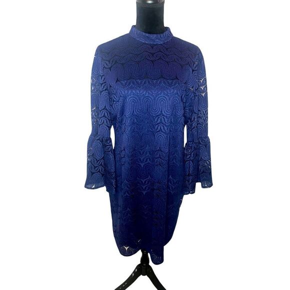 NWT TRINA TURK STUNNING LACE BELL SLEEVE NAVY COCKTAIL DRESS WOMENS SIZE 14 - Picture 1 of 10